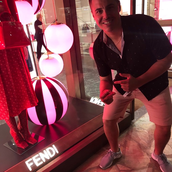 Meet your Posher, George - Picture 1 of 1